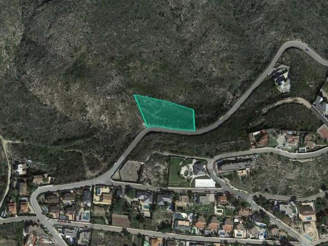 OPORTUNIDAD PROMOTORES: Solar con Edificabilidad de 1.326m² en Torrent