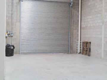 Oportunidad?Renta de Bodega por Las Industrias Tancra