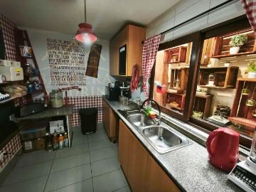 Oportunidad real – casa equipada y cómoda en condominio privado alto macul | 4 dormitorios por 7800.00 en La Florida