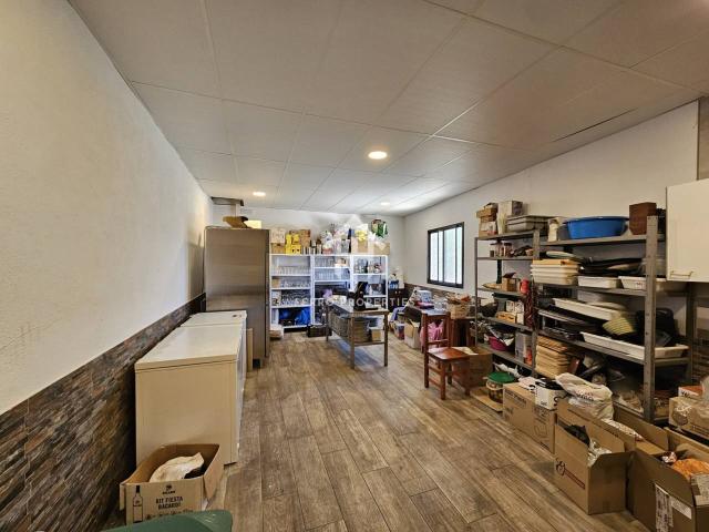 Oportunidad! Restaurante con Piscina en Venta