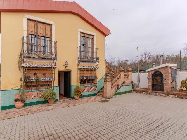 ¡OPORTUNIDAD! RESIDENCIA CANINA CON VIVIENDA, NAVE INDUSTRIAL Y VARIAS PARCELAS