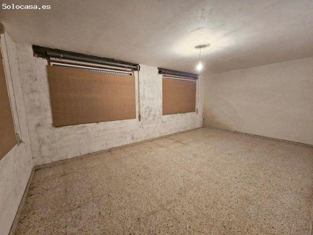 OPORTUNIDAD! SE VENDE CASA CON TERRENO EN VENDANOVA