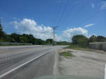 OPORTUNIDAD: SE VENDEN TERRENOS PARA USO COMERCIAL O INDUSTRIAL DE 3 Hectareas