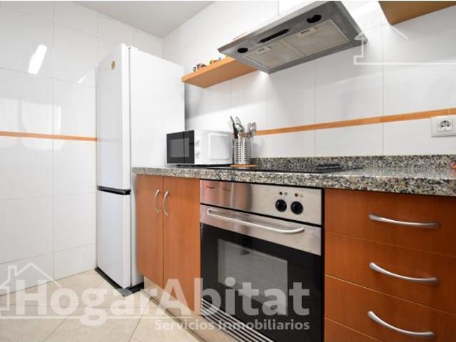 ¡OPORTUNIDAD! SEMINUEVO Y ACOGEDOR CON ASCENSOR Y TERRAZA