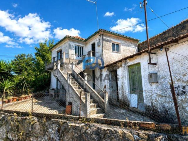 Oportunidade Cinfães: Moradia T3 com Vistas Rio Paiva | Junto à N222 | 26084095516