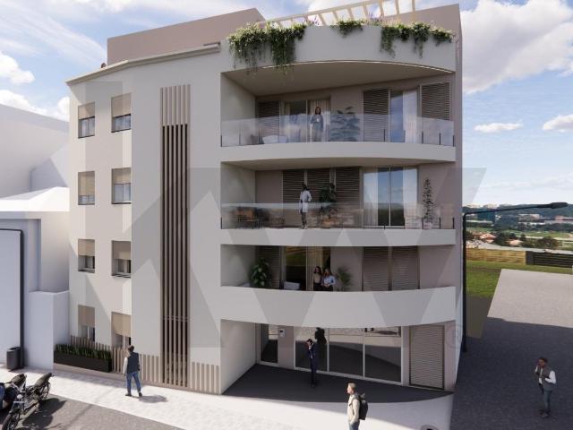 Oportunidade de Investimento no Funchal — Projeto Aprovado R. 450m² Santa Luzia Funchal
