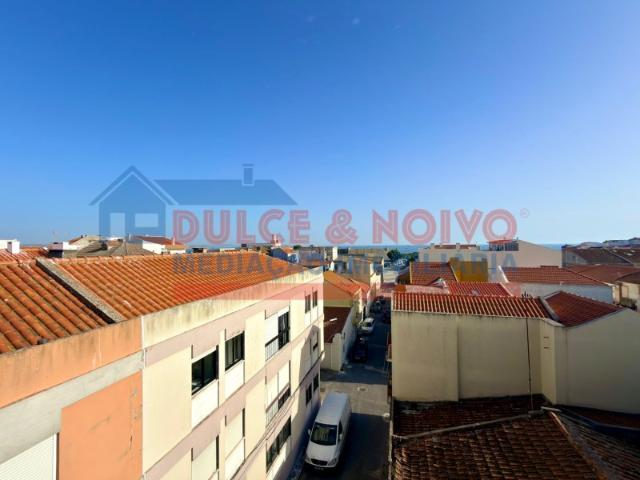 Oportunidade de Investimento Apartamento T2 em Peniche