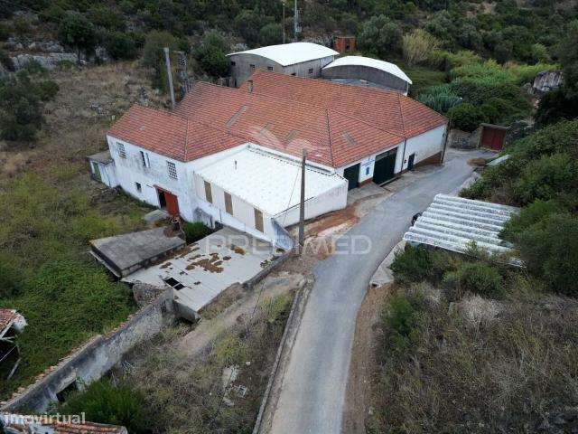 Oportunidade de investimento pavilho industrial Vila Moreira