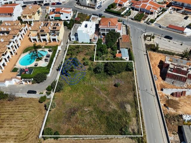 Oportunidade de Investimento: Projeto Residencial Premium em Montenegro Faro