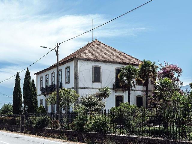 Oportunidade de Investimento | Propriedade com Potencial para 18 a 20 Unidades na Serra da Estrela