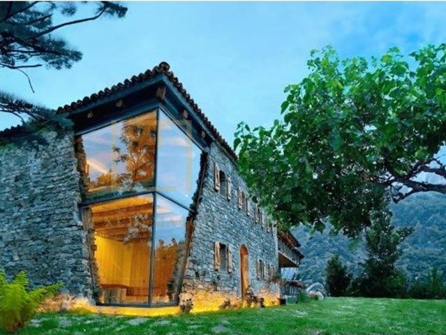 moradia para recuperar e terreno para Eco Resort de Luxo | P. 0m² Agualva e Mira Sintra