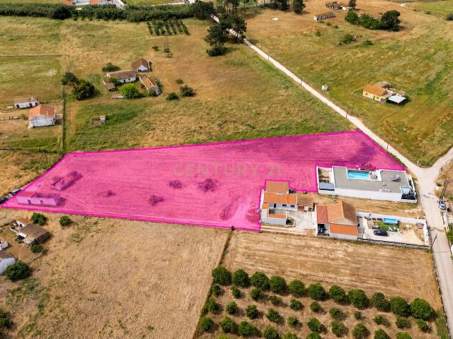 Oportunidade de Investimento | Terreno com 4.317m² na Jardia – Montijo