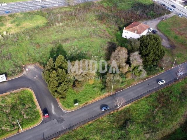 Oportunidade de Investimento | Terreno para Construção em altura – São João da Madeira