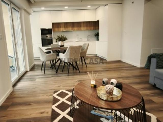 Oportunidade em Benfica T3 Remodelado Pronto a Habitar