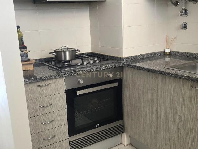 Oportunidade em Santo António dos Cavaleiros – T2 Remodelado!
