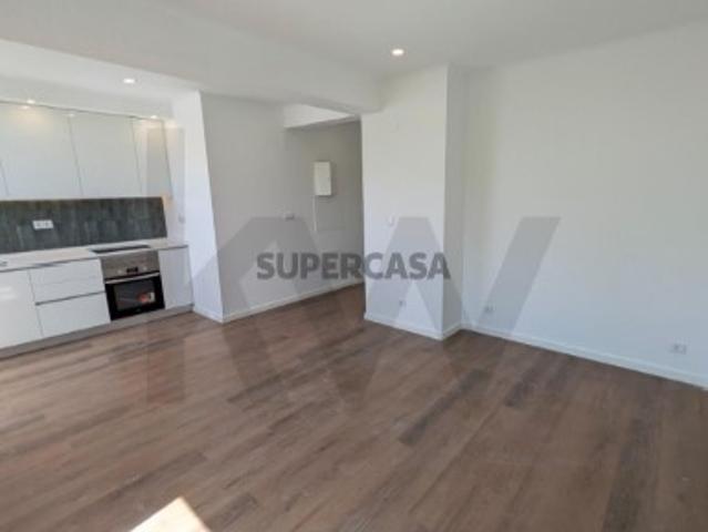 Oportunidade Imperdível Apartamento T3 Para Remodelação
