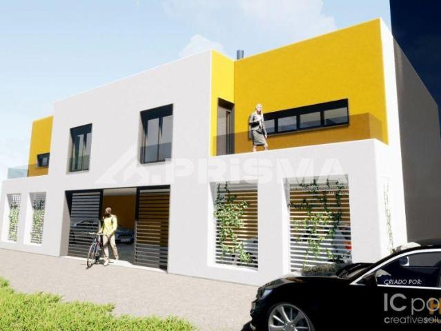 Oportunidade Imperdível! Lote para Construção de 2 Moradias em Zona Tranquila | 26083820042