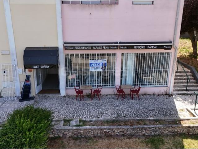 Oportunidade Imperdível: Restaurante Takeaway Pronto a Funcionar em Setúbal