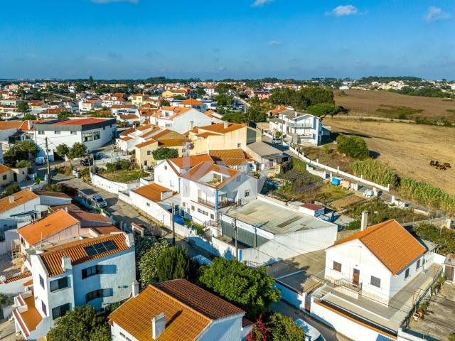 Moradia Independente ou Bifamiliar com Dupla Funcionalidade Ericeira