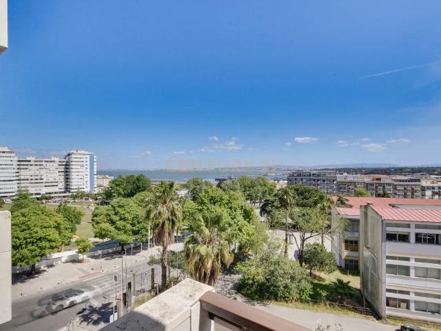 Oportunidade no Coração de Almada
