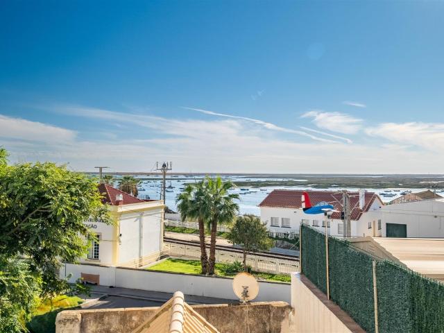 Oportunidade Primordial no Coração de Faro 144m² Faro Sé e São Pedro
