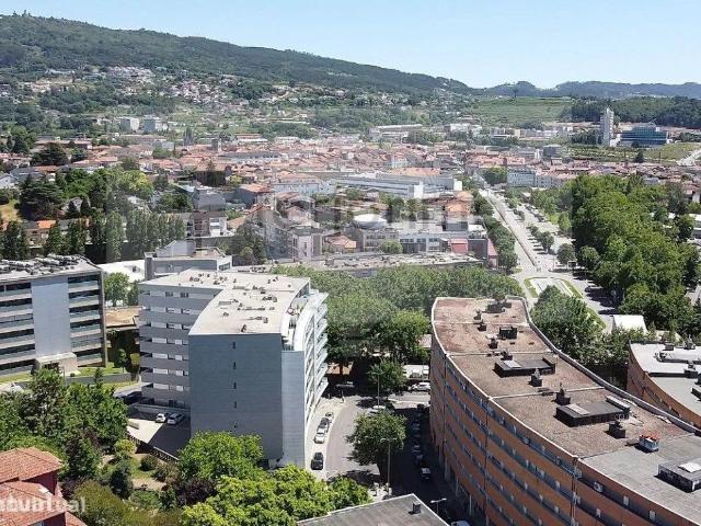 'OPORTUNIDADE' EM CONSTRUO APARTAMENTO T3 BEM NO CENTRO DA CI.