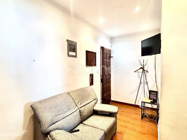 Oportunidade! T3 Laranjeiro com suite!
