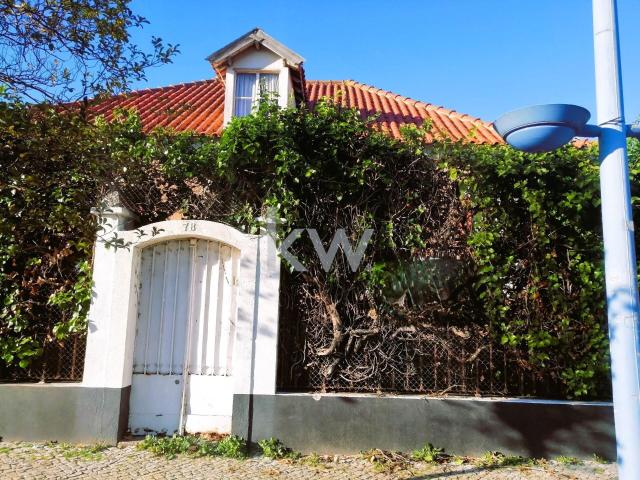 Oportunidade Única de Investimento na Zona Central da Amador. 325m² Venteira