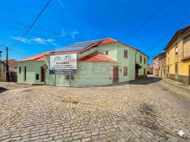 Oportunidade Única duas casas na Madalena com potencial de Valorização