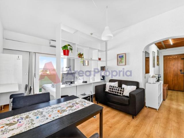 OPORTUNIDADE ÚNICA EM CASCAIS APARTAMENTO T0 MOBILADO COM LICENÇA DE ALOJAMENTO LOCAL