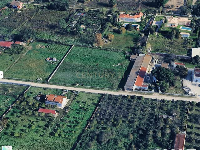 OPORTUNIDADE ÚNICA EM AZEITÃO, TERRENO DE 5.250 m² PARA CONSTRUIR A SUA MORADIA DE SONHO OU INVESTIR