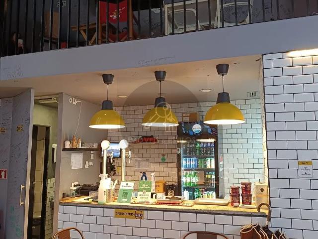 OPORTUNIDADE ÚNICA – HAMBURGUERIA ARTESANAL NO CENTRO DO PORTO