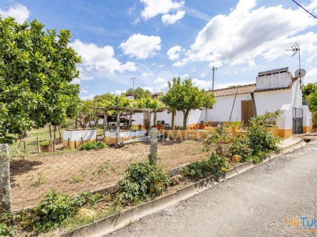 Oportunidade Única na Boa Fé, Évora ? Duas Moradias em Lote de 918 m² | 26064091137