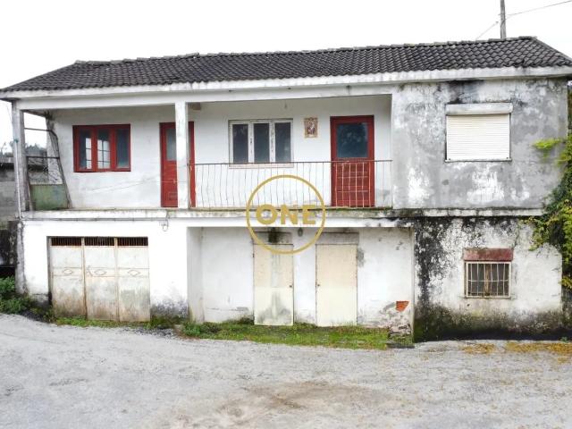 Oportunidade: Habitação Comercial com Armazém
