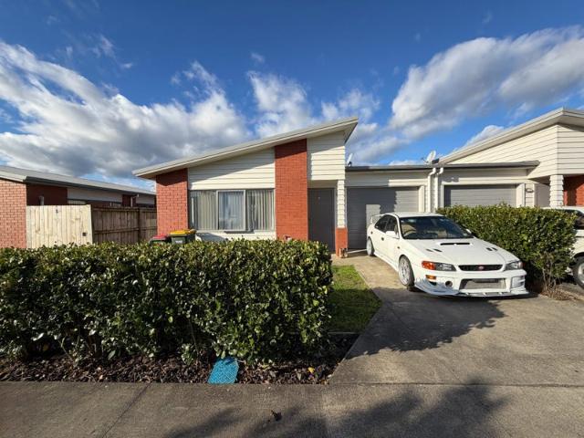 opaheke, 2 bedrooms
