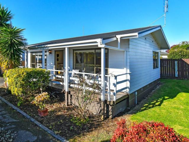 opaheke, 2 bedrooms