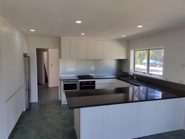 Opaheke, 5 bedrooms