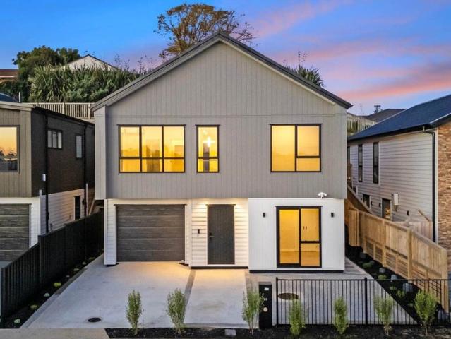 Opaheke, 5 bedrooms