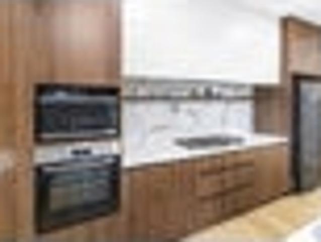 Opaheke, 5 bedrooms, $850 pw