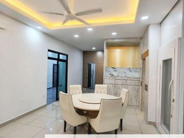 Opal @ Mutiara Mas