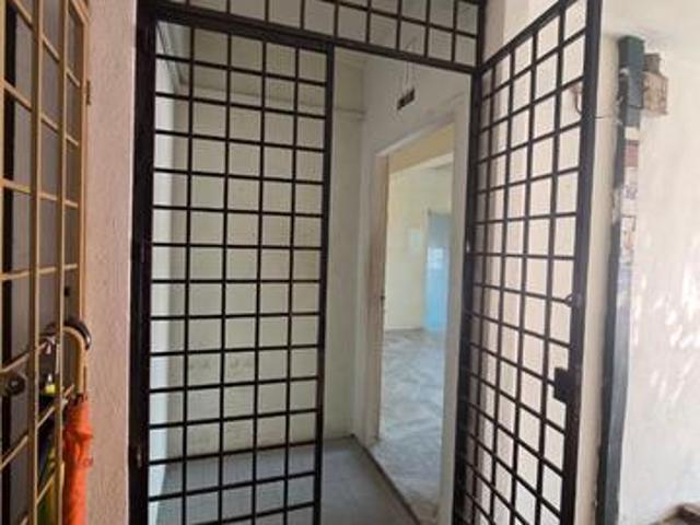 Opal Apartment Taman Indah Kepong