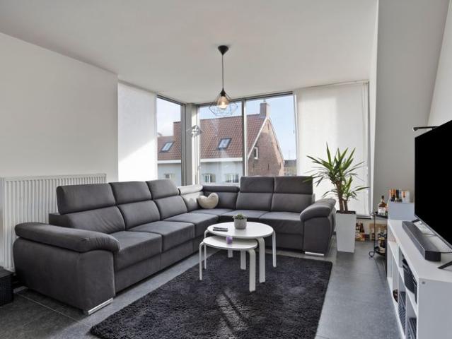 Opbrengsteigendom te koop in de Casselstraat in Poperinge