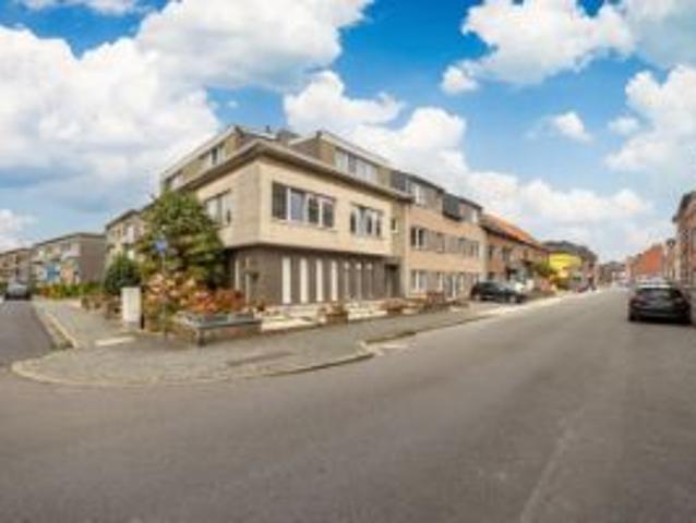 Opbrengsteigendom van 4 units op uitstekende locatie