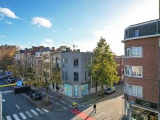 Opbrengsteigendom, geautomatiseerd hotel in Leuven