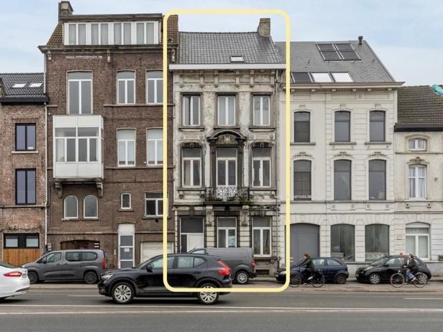 Opbrengsteigendom met potentieel 3 units aan Dampoort!