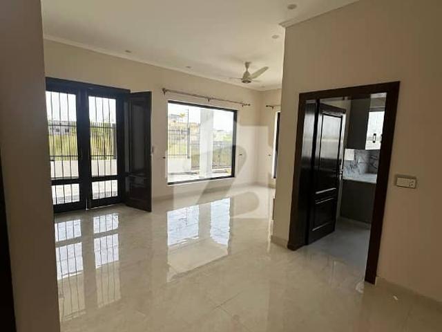 Open Basement Corner House For Sale In Phase 8 Bahria Town