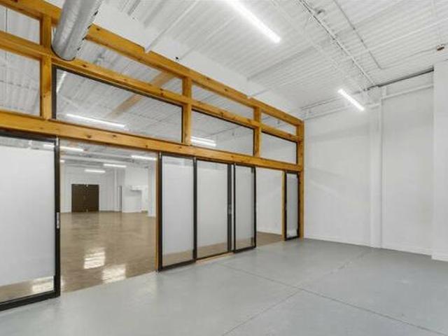 Open Concept South Facing Second Floor MultiUse Space