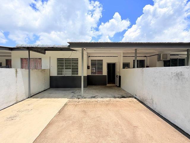 OPEN FACING 1 Storey Terrace Taman Bukit Kristal Seremban