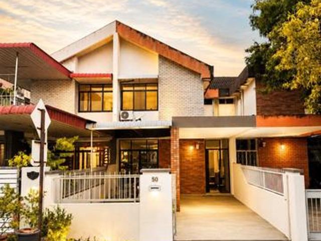 OPEN FACING 2 Storey Terrace Taman Inderawasih Perai Penang