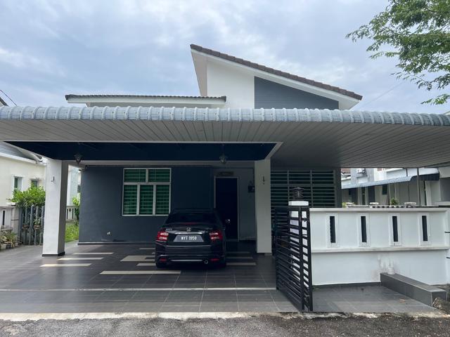 Open Facing Banglo Setingkat Darulaman Perdana